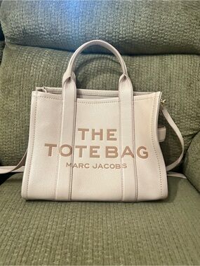 Marc Jacobs The Tote Bag in Blush Pink with Logo